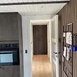 6 Person In * Ansager